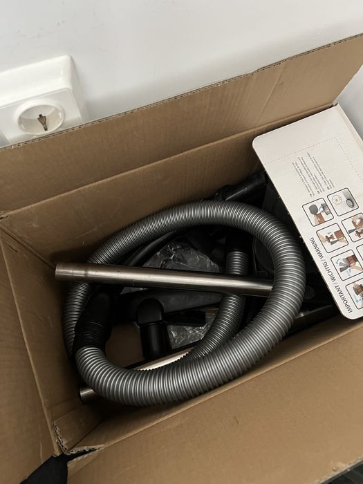 Aspirator rowenta cyclone compact