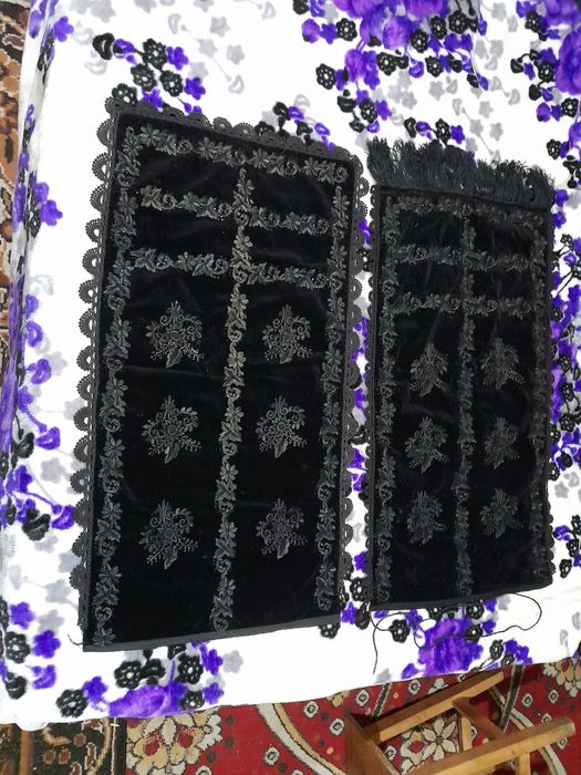 Șoarte cu vechime de aproximativ 100 de ani lungime 78 cm și lățime 47