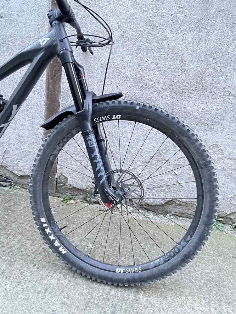 2020 YT Capra Mountain Bike