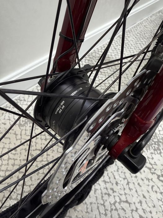 Продаю велосипед Cube