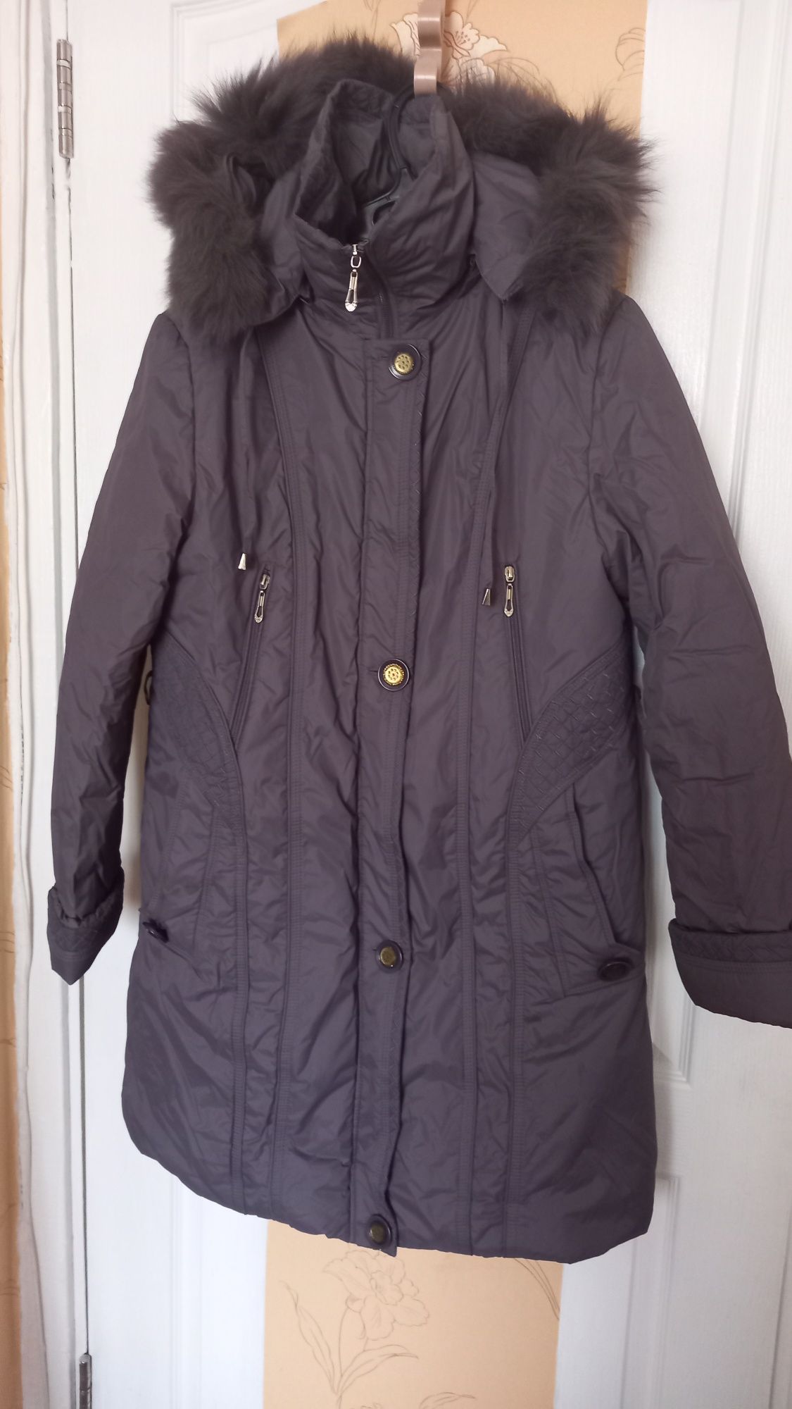 Женская зимняя куртка 50-52