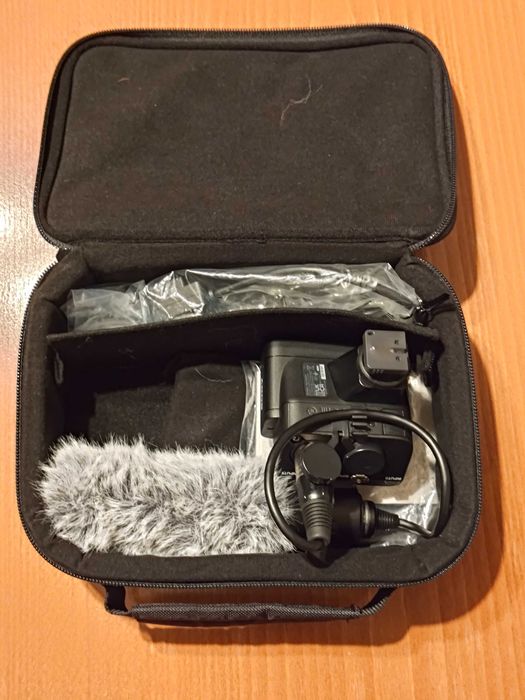 Sony adaptor XLR-A3M + Sony ECM-XM1