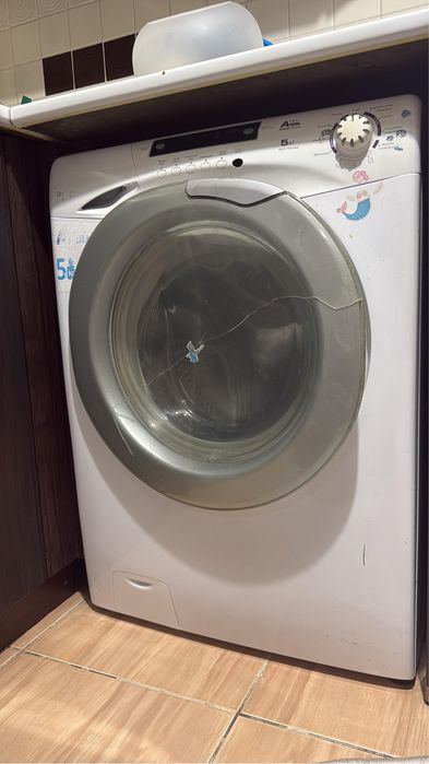 Продам стиральную машину