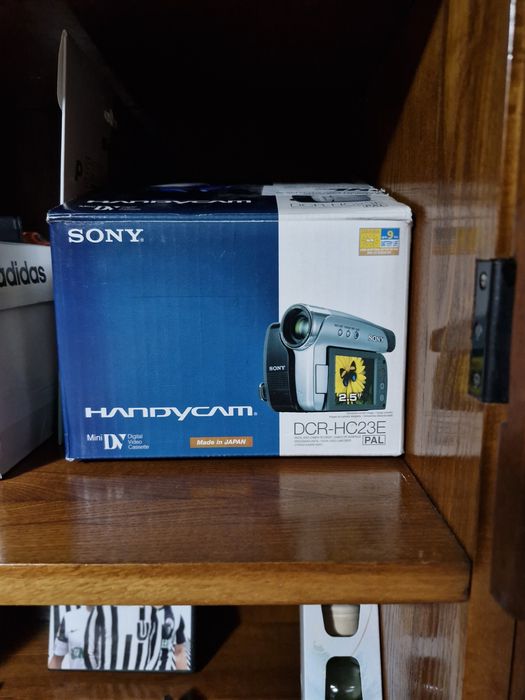 Sony Handycam Dcr-Hc23E
