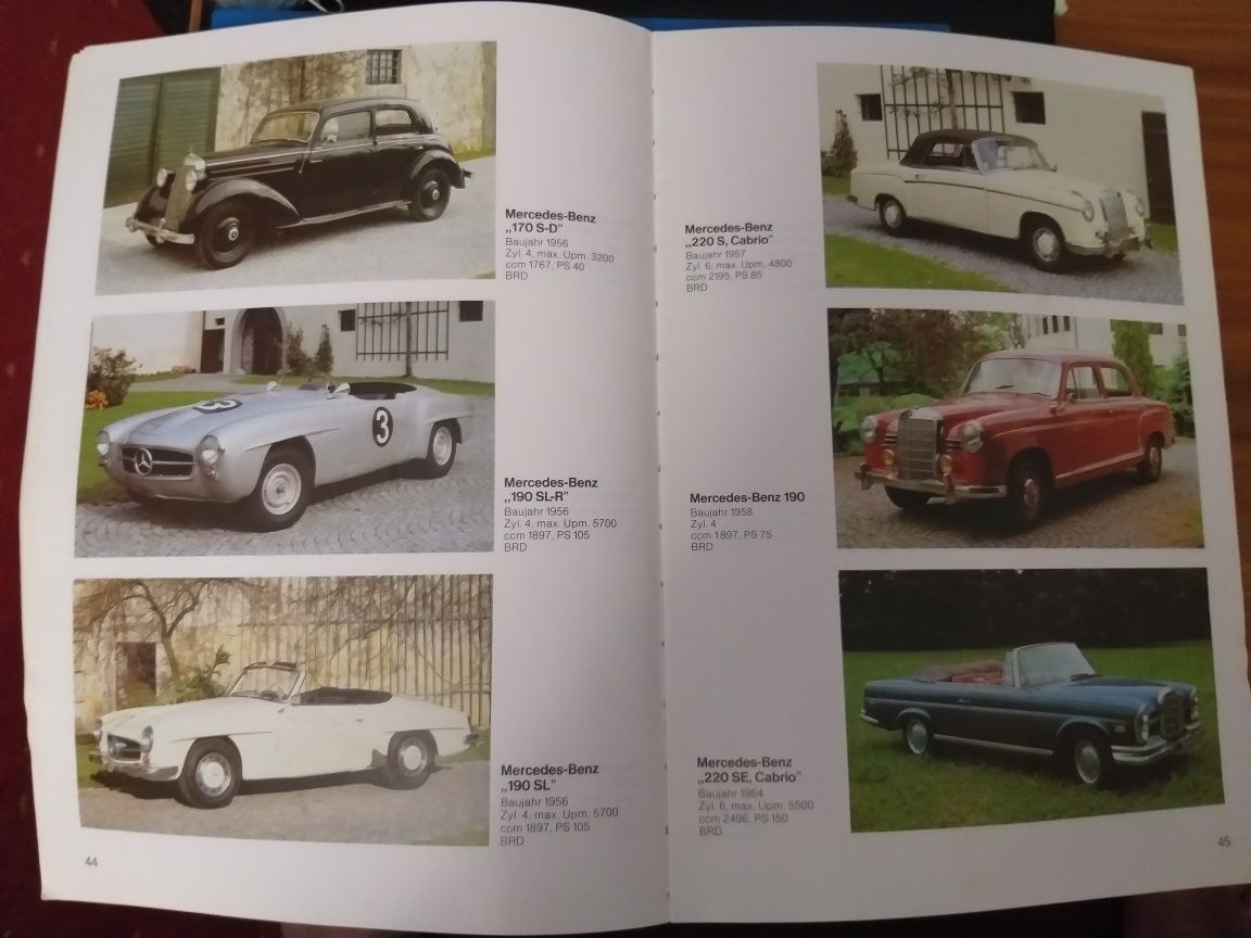 Album Castelul Kremsegg - Muzeu de vehicule