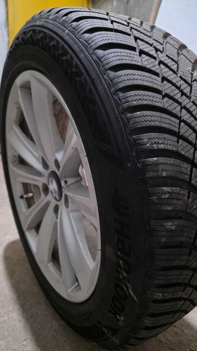 Vând set jante aliaj BMW si anvelope iarnă Hankook 17”