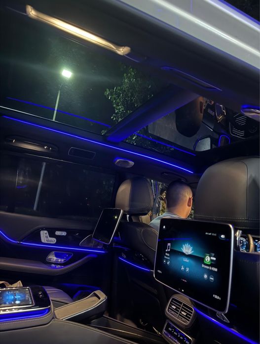 Mercedes - Benz / Maybach GLS 600 / 4 matic / Interior Full Black