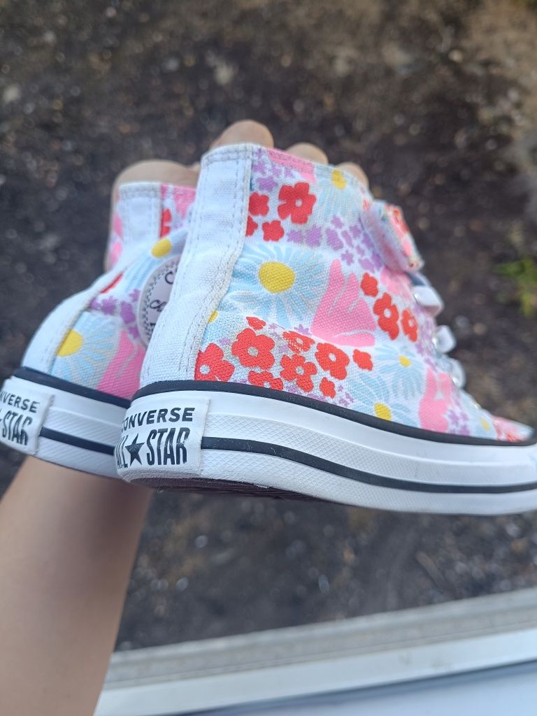 Детски Converse Chuck Taylor All Star Easy On Floral
Кецове Chuck Tayl