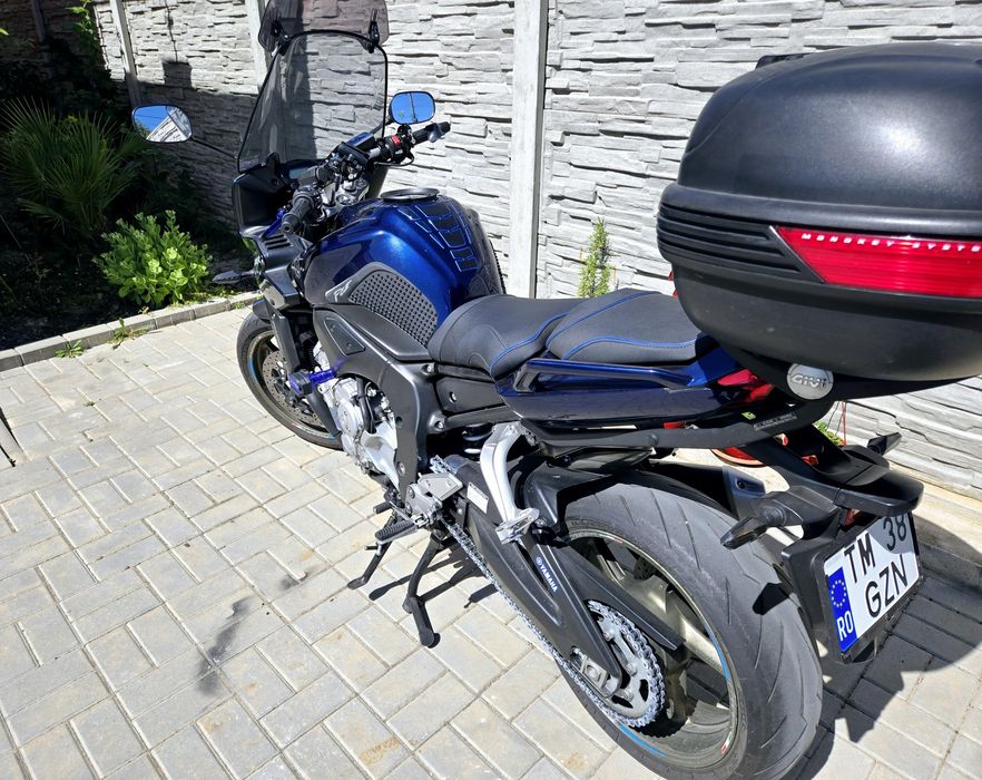 Vând Yamaha FZ1 fazer