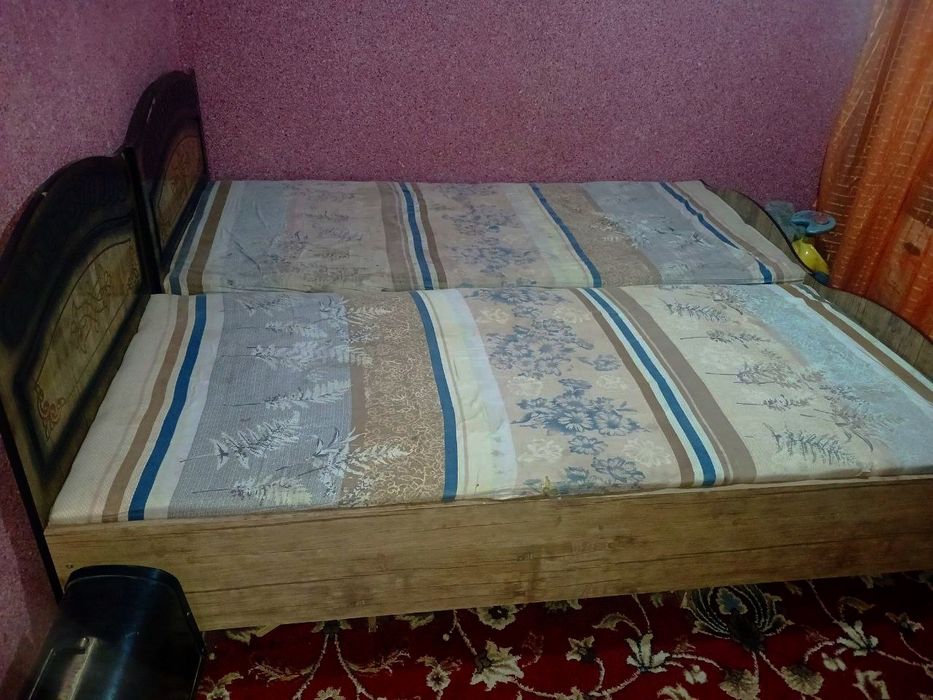 Karavat Divan sotiladi