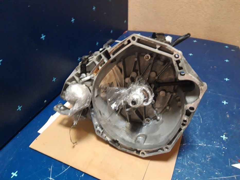 Cutie viteza 6+1 trepte renault scenic 3 megane 3 laguna 3 1.5 dci