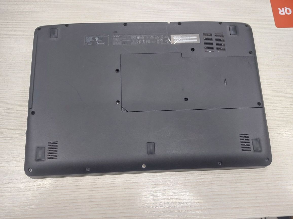 Acer (4 ядра, 250 Gb SSD, 4 Gb DDR3)