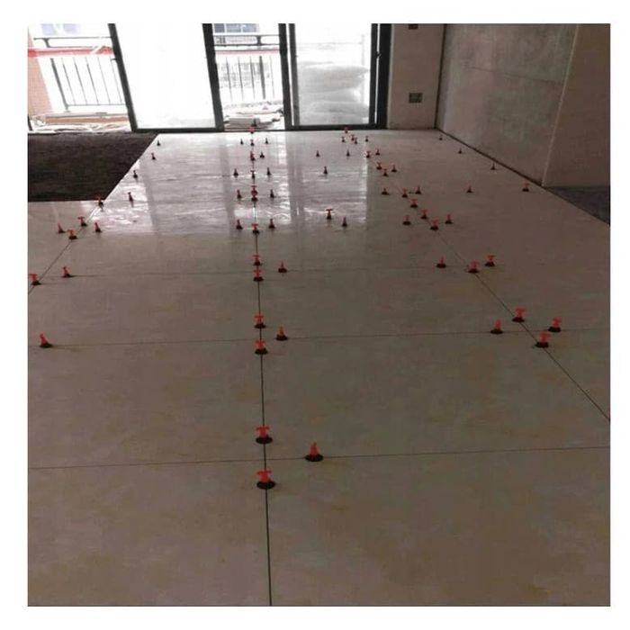 Zugrav glet gresie parchet