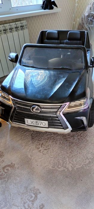 Детский электромобиль