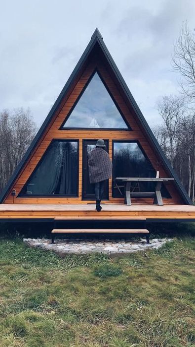 vând cabane tip A