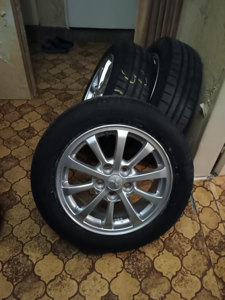 Джанти Mitsubishi 16
