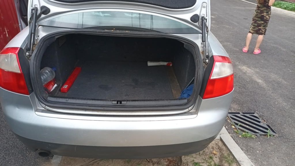 Audi A4 B6 1.6 2004