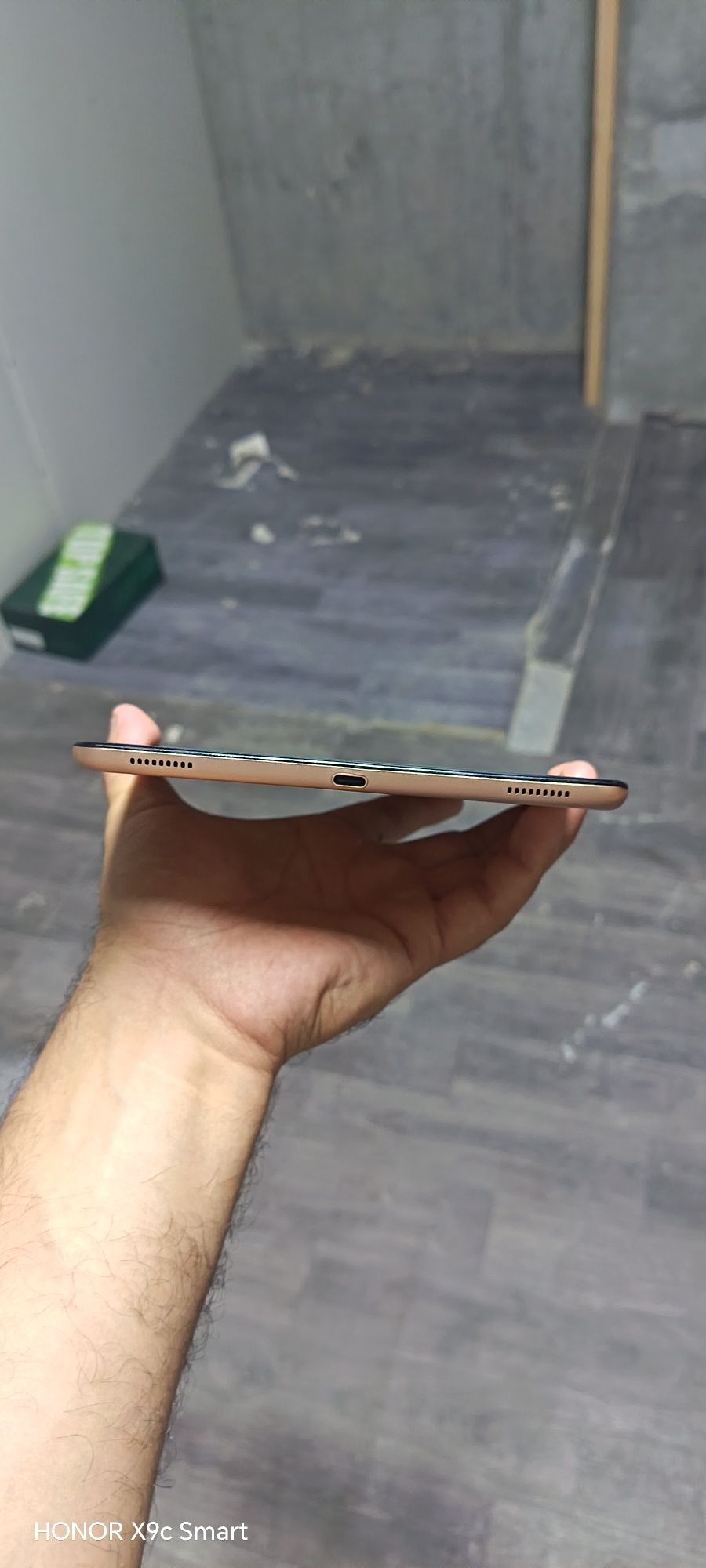 Planshet samsung tab A 32gb xotira +fleshkabaterika 6180mach
