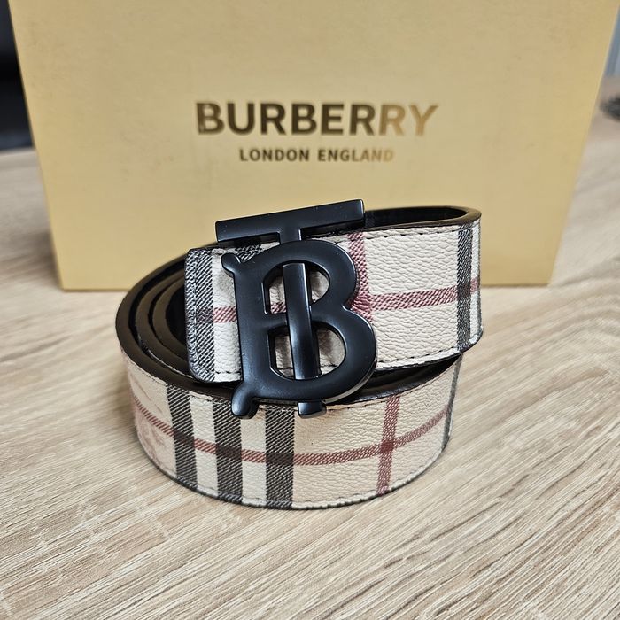 Curea Burberry 2025