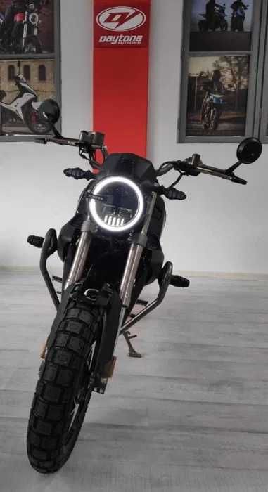 Motocicleta Noua,Daytona Zontes G125 ABS scrambler, permis A1 16ani