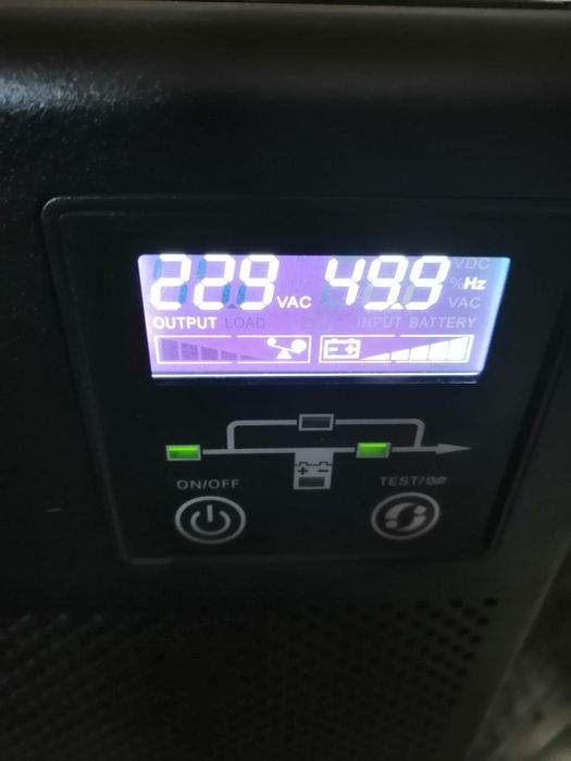 UPS Eaton model 9E6Ki