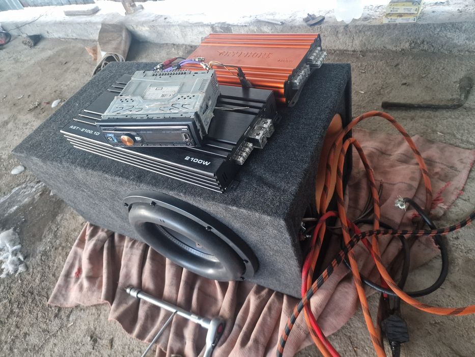 Продам сабуфер 1500w