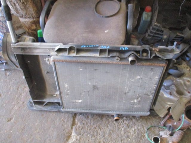 Calandru radiatoare ventilator Peugeot 307 motor 1,4 si 1,6 benzina
