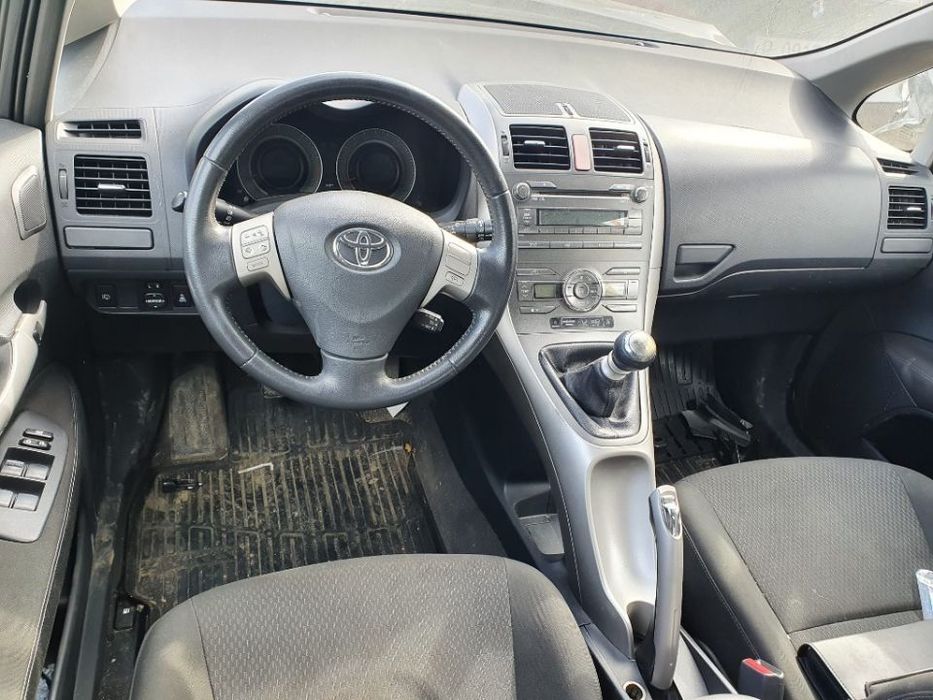 Dezmembrez Toyota Auris motor 2.2d-cat 130kw 177cp 2ad-fhv, dezmembrari cutie de viteze manuala 5+1