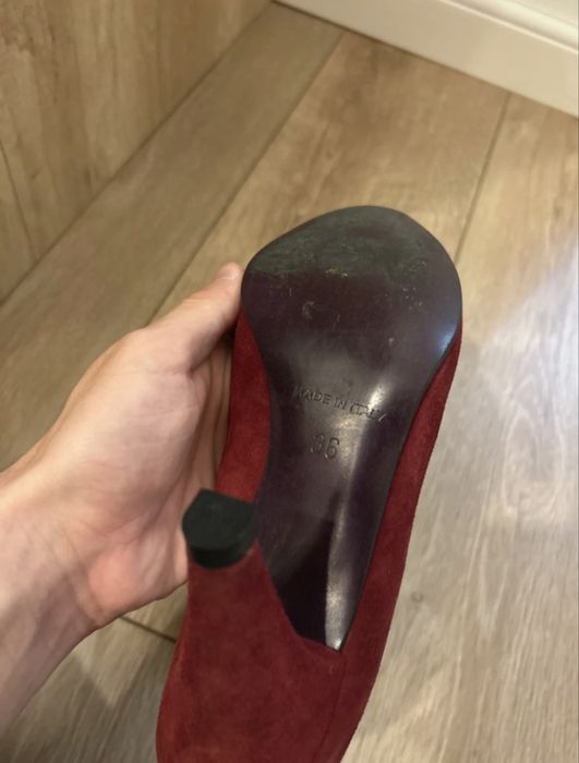 Pantofi cu Toc stare excelenta