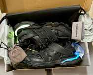 Balenciaga track