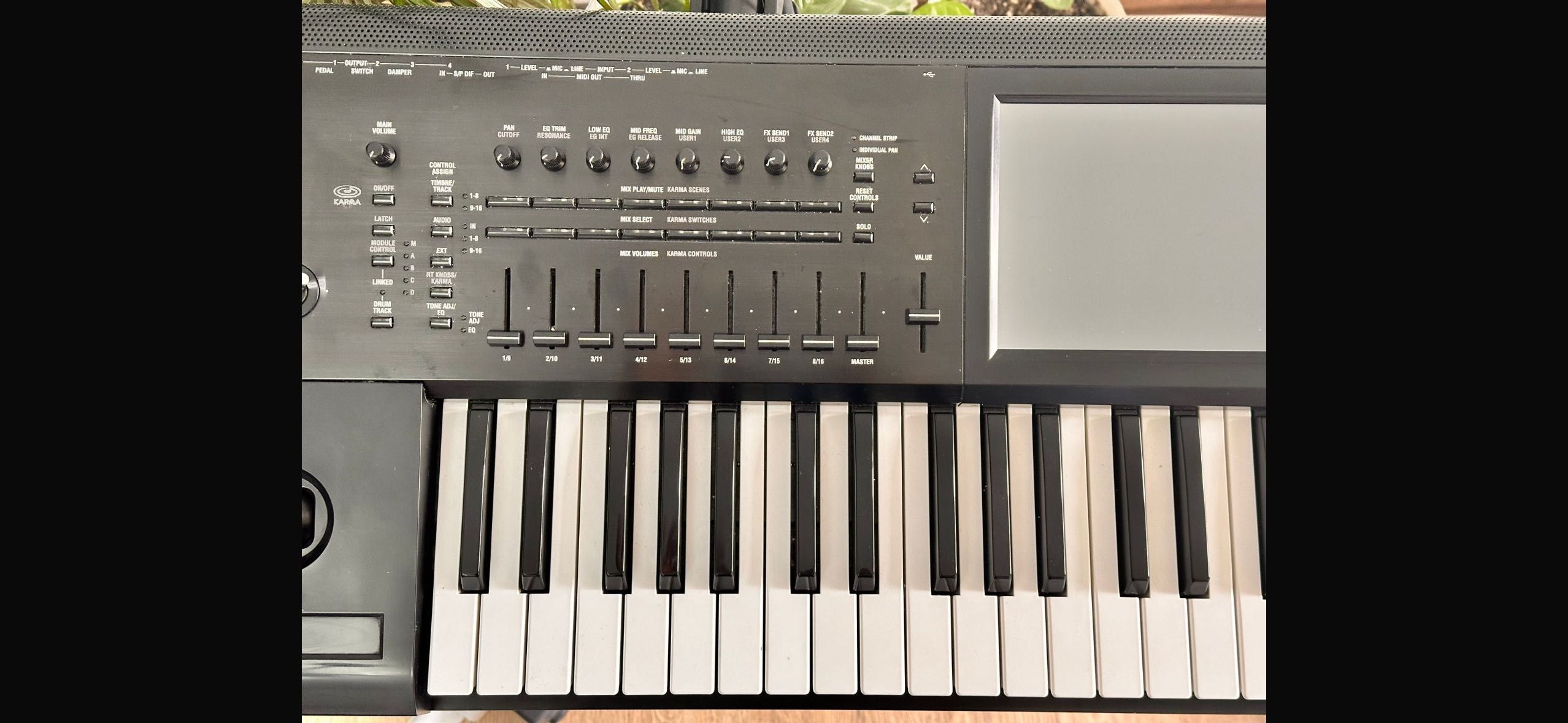 Korg Kronos 2 61 кл.