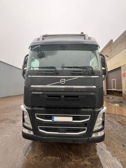 Volvo FH500 VOLVO FH500, Manuala, Arc/Arc, Loglift 96S, inclusiv remorca