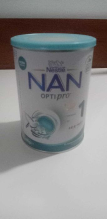 Адаптирано мляко NAN OPTIPRO® 1 и шише Camera