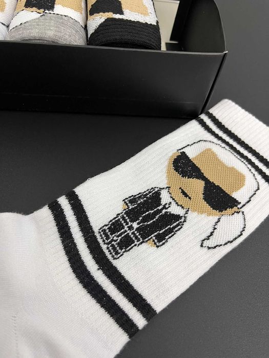Дълги чорапи Мoshino и Karl lagerfeld