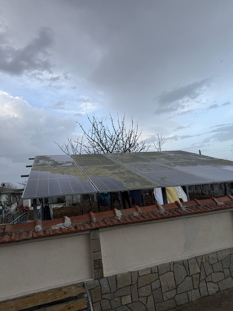 Счупени соларни панели 545w