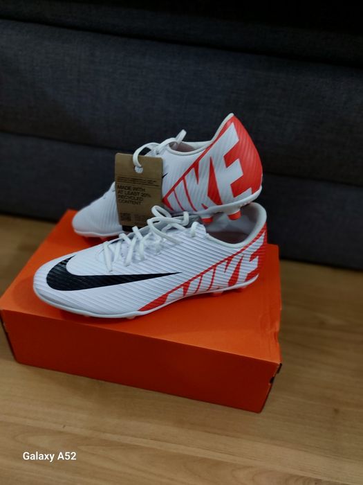 Бутонки Nike Mercurial