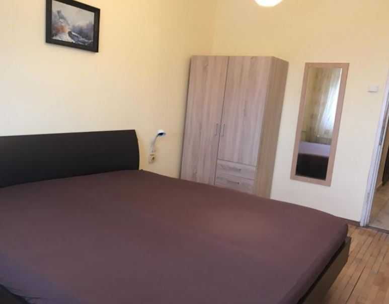 Двустаен апартамент в Лозенец