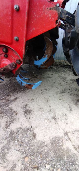 Vând tractor yanmar