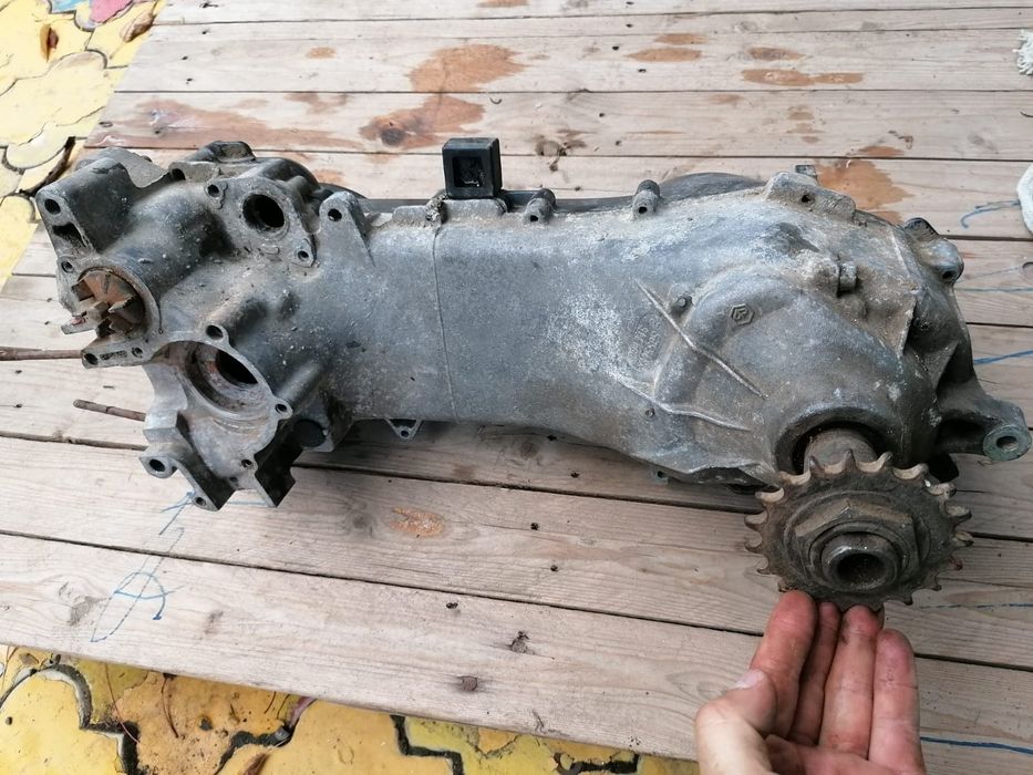 Carter motor transmisie Derbi GP1