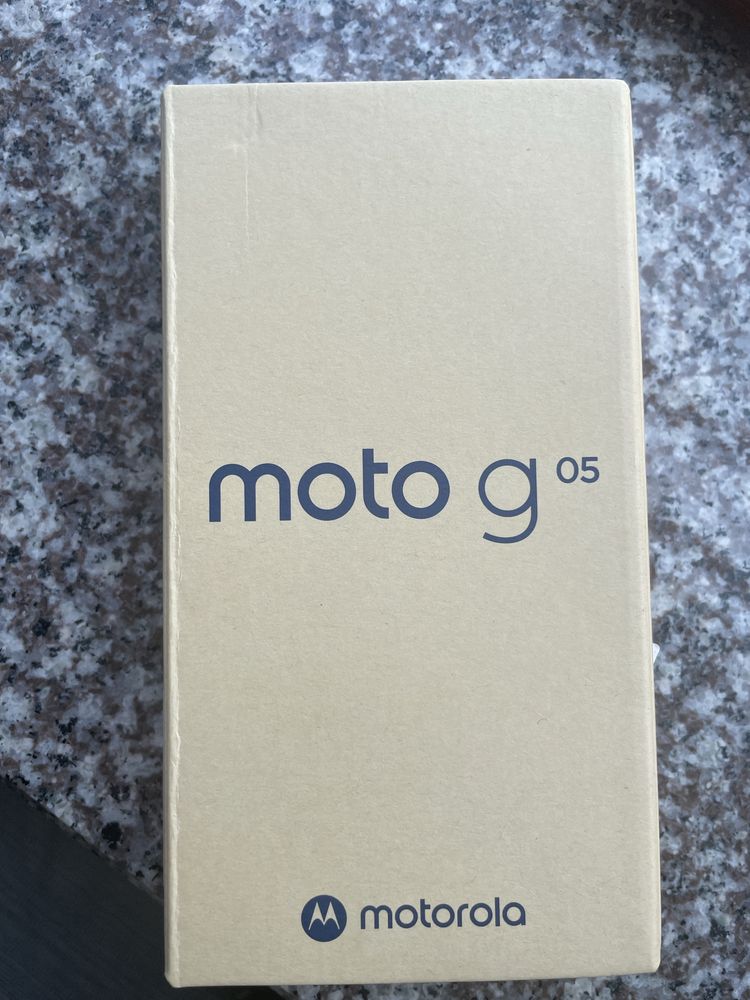 Телефон Motorola Moto g05 с гаранция