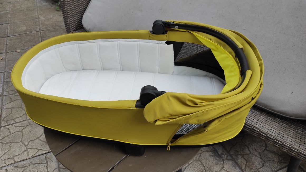 Cybex e priam комплект с два коша цвят mustard yellow