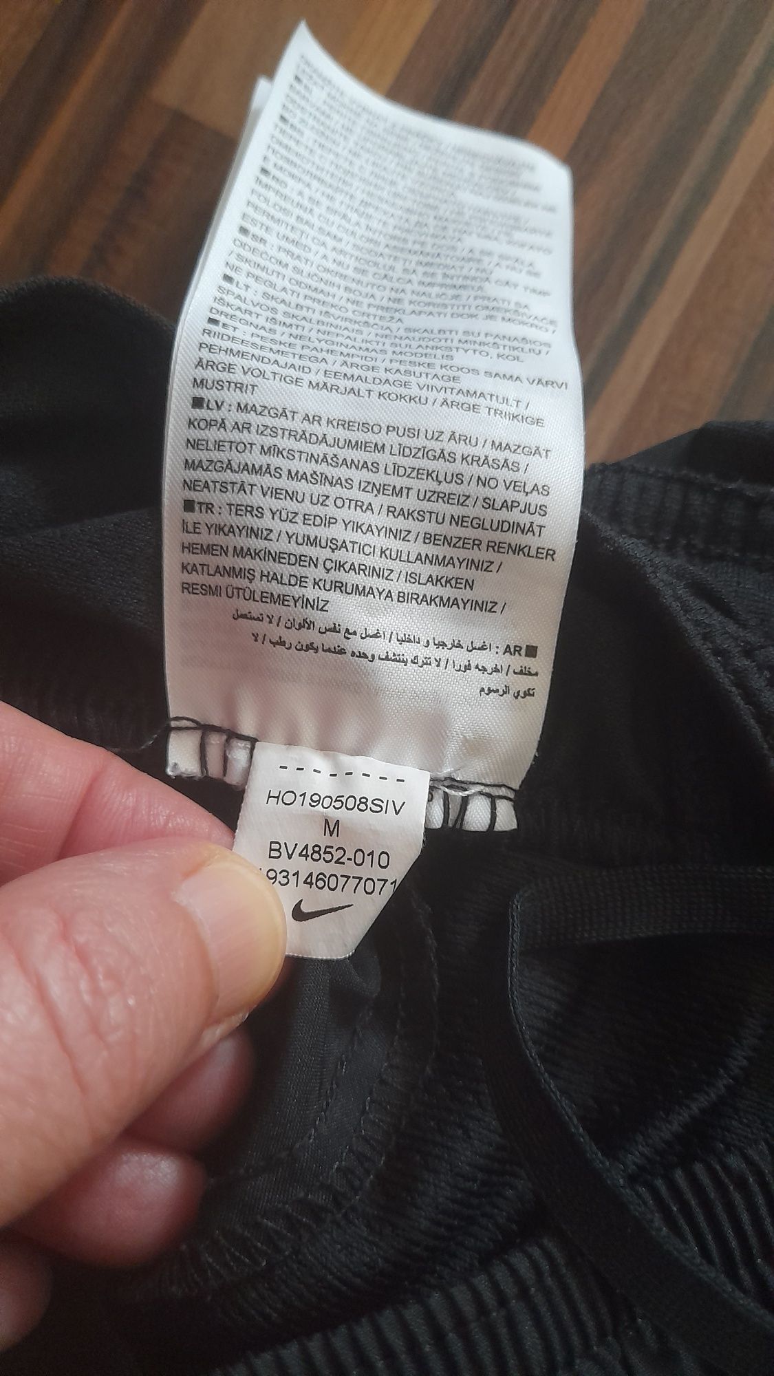 (М) NIKE оригинални черни  шорти/бански