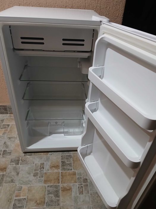 Frigider (93 Litri) ideal pt spatii mici