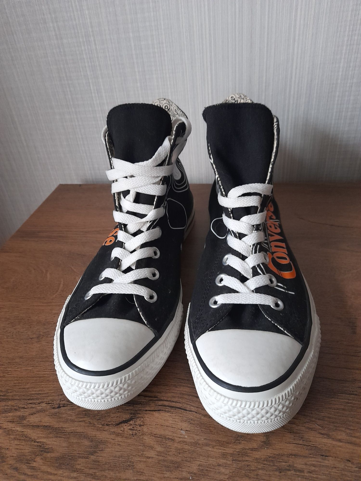 Converse кецове 43 номер.