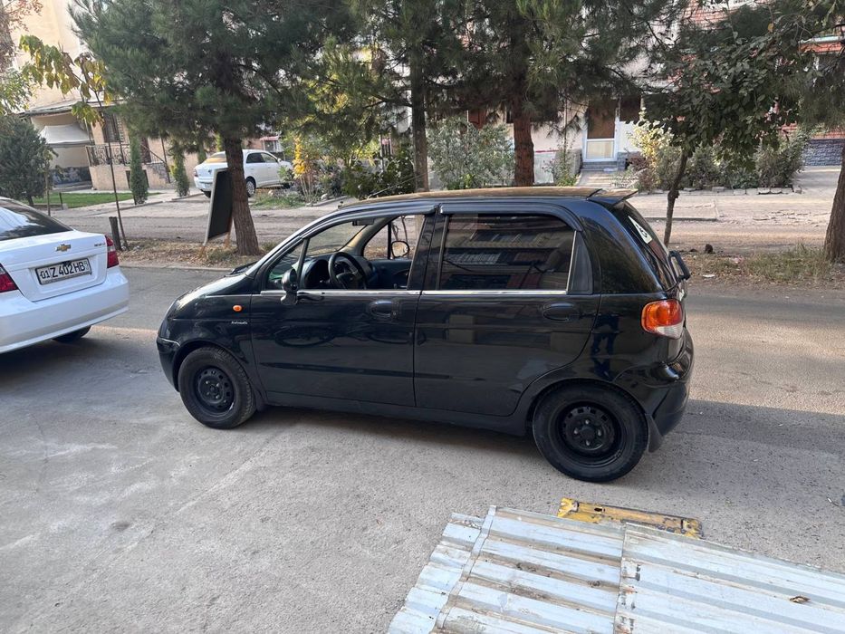 Matiz avromat qora