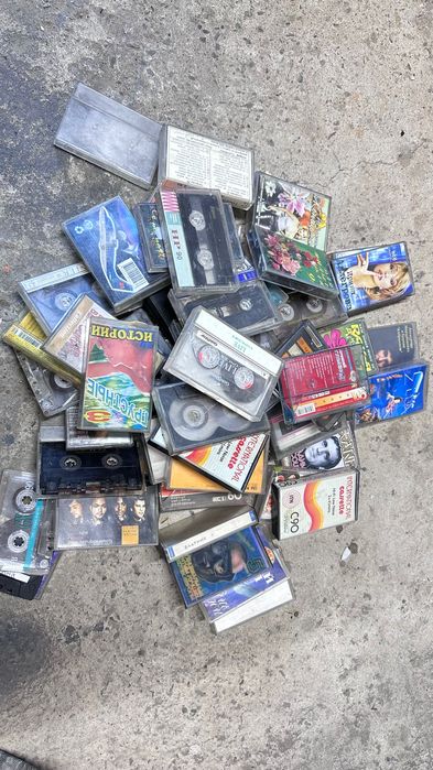 Продам аудио кассеты разные