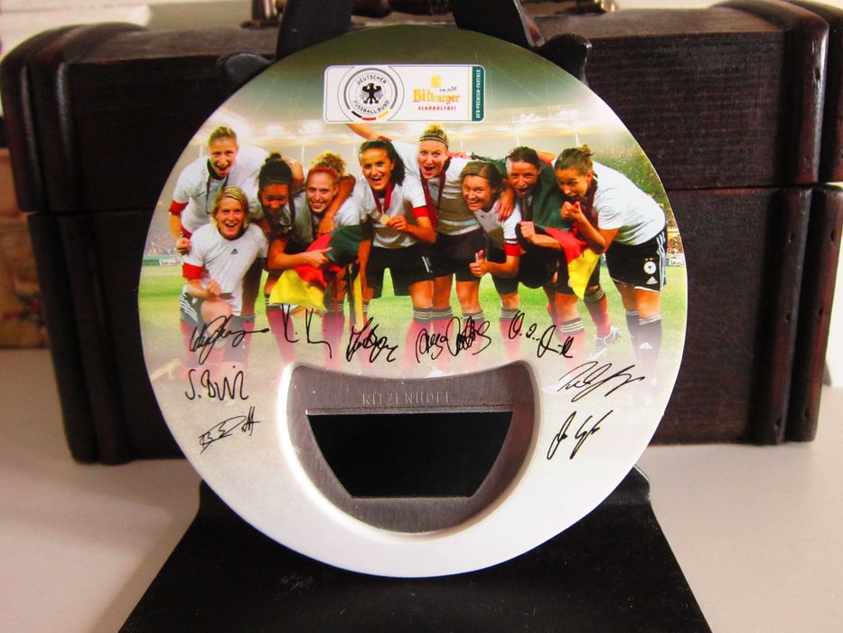 cadou rar Fotbal 2014 Campioana Mondiala Germania deschizator sticle