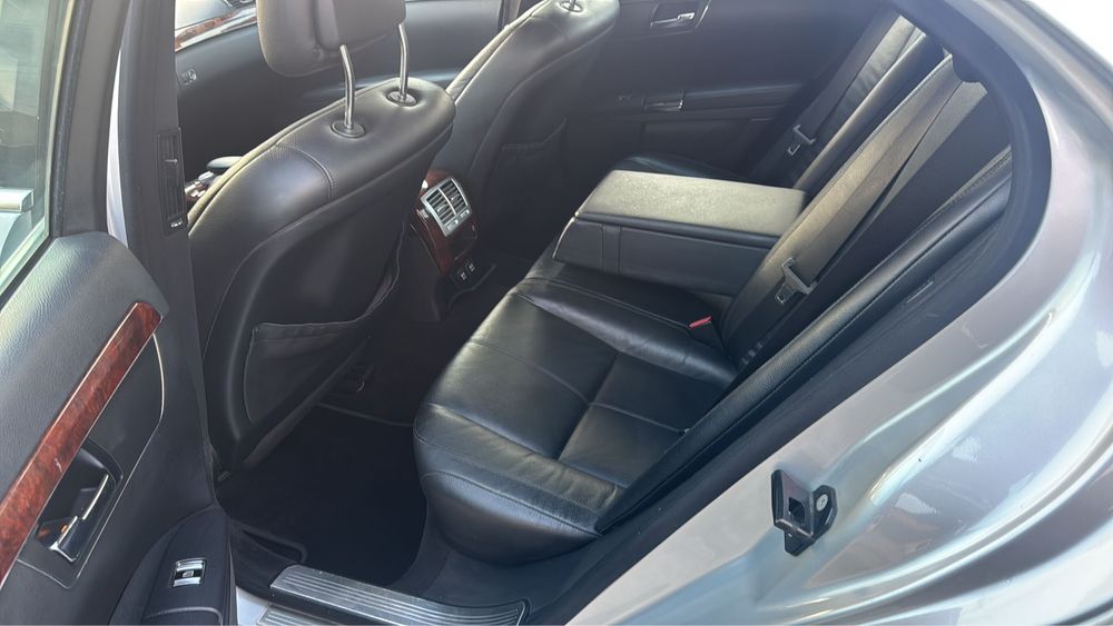 Mercedes Benz s320