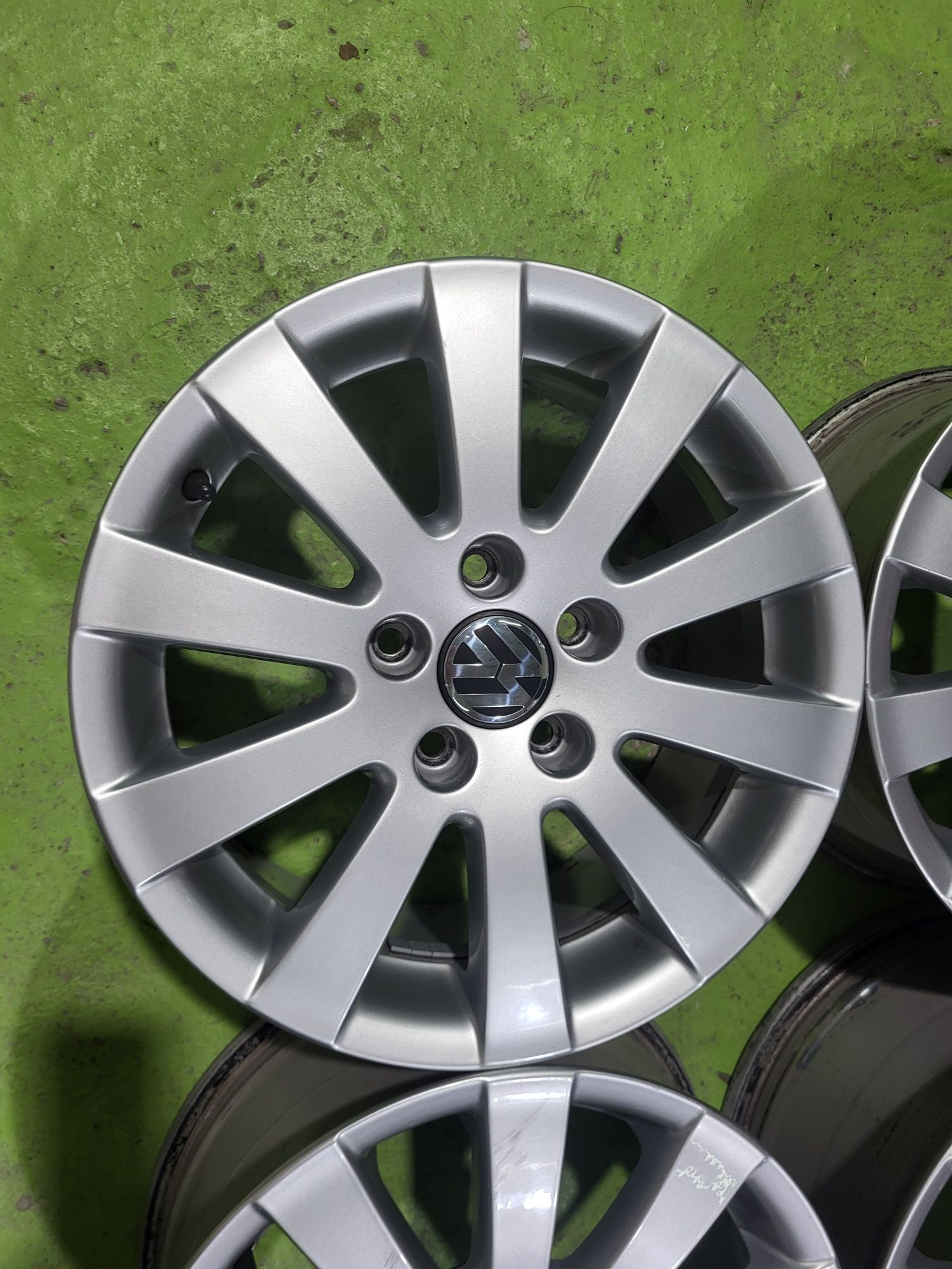 16 5x112 Vw Passat Touran Caddy Golf 5х112