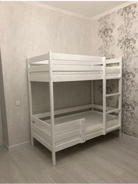 Продам двухъярусную кровать